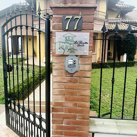 La Torretta Oda ve Kahvaltı Coniolo